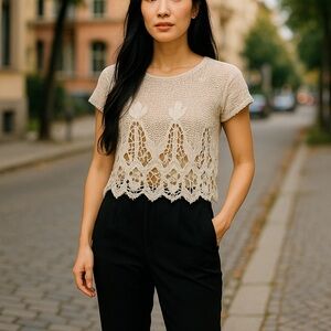 Monteau Cream Short Sleeve‎ Crochet Top Size Small